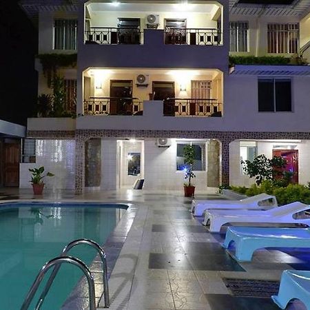 Royal City Dubai Complex Kisumu Exterior foto