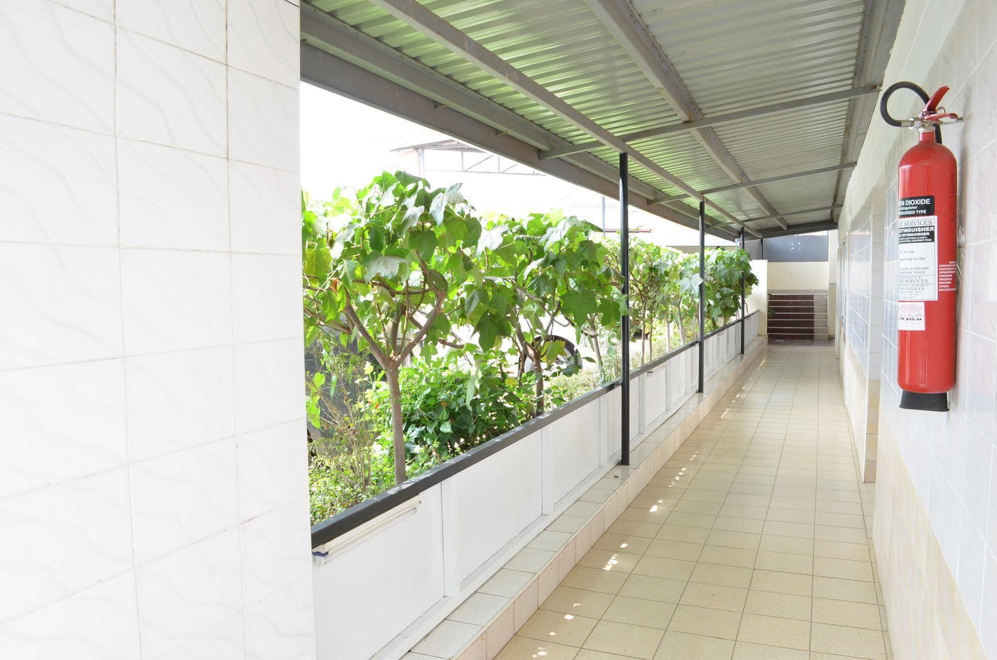 Royal City Dubai Complex Kisumu Exterior foto